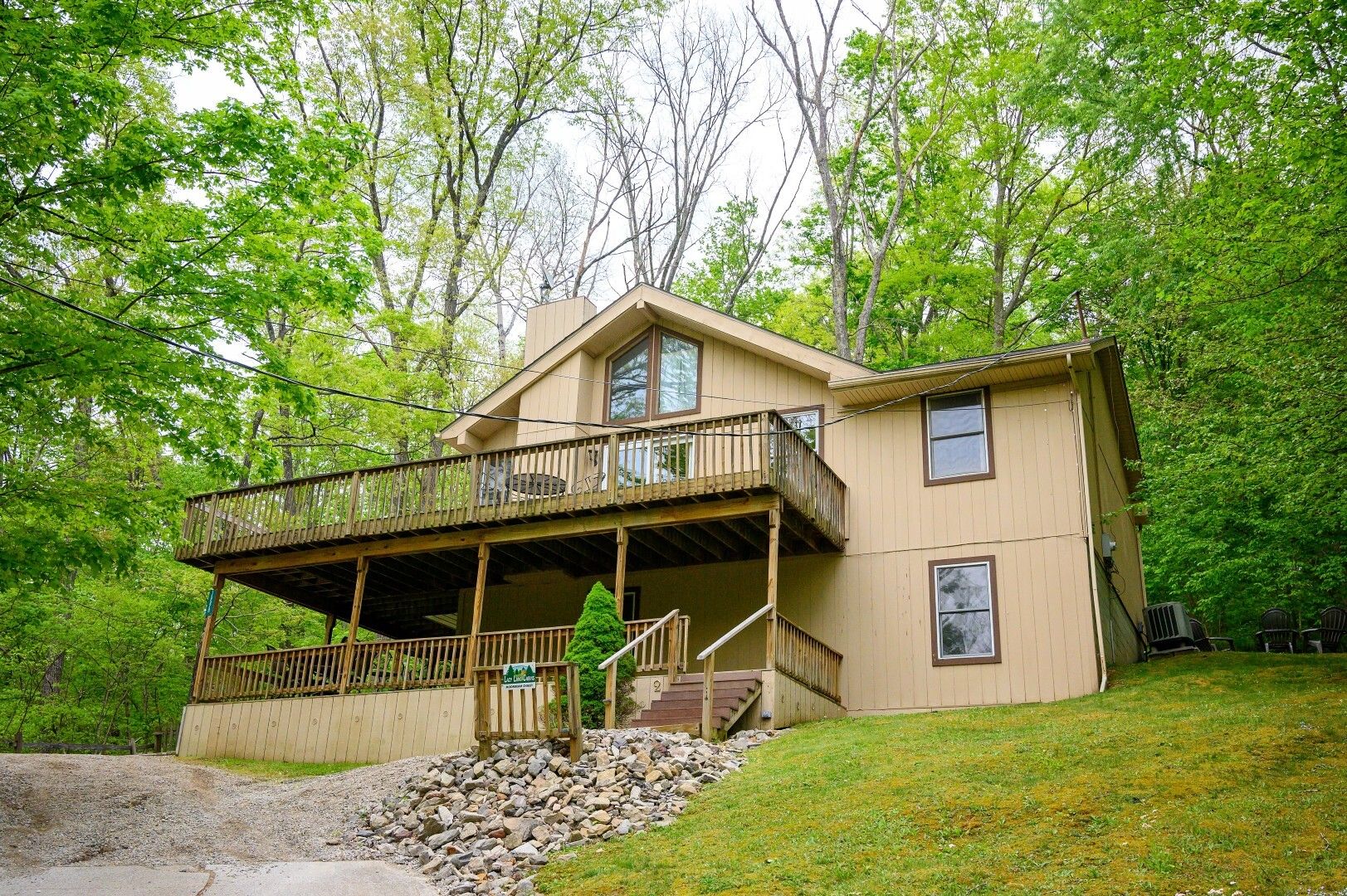 Moonbeam Chalet Cabin
